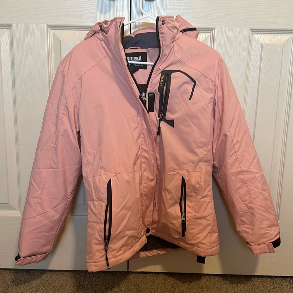Snow jacket